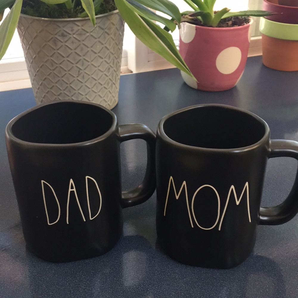 Mom and Dad black Rae Dunn mugs.